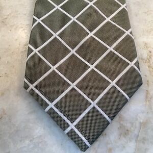 JoS A. BANK SILK TIE